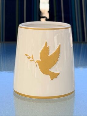 FTD White and Gold Ceramic Dove Round Vase/Planter